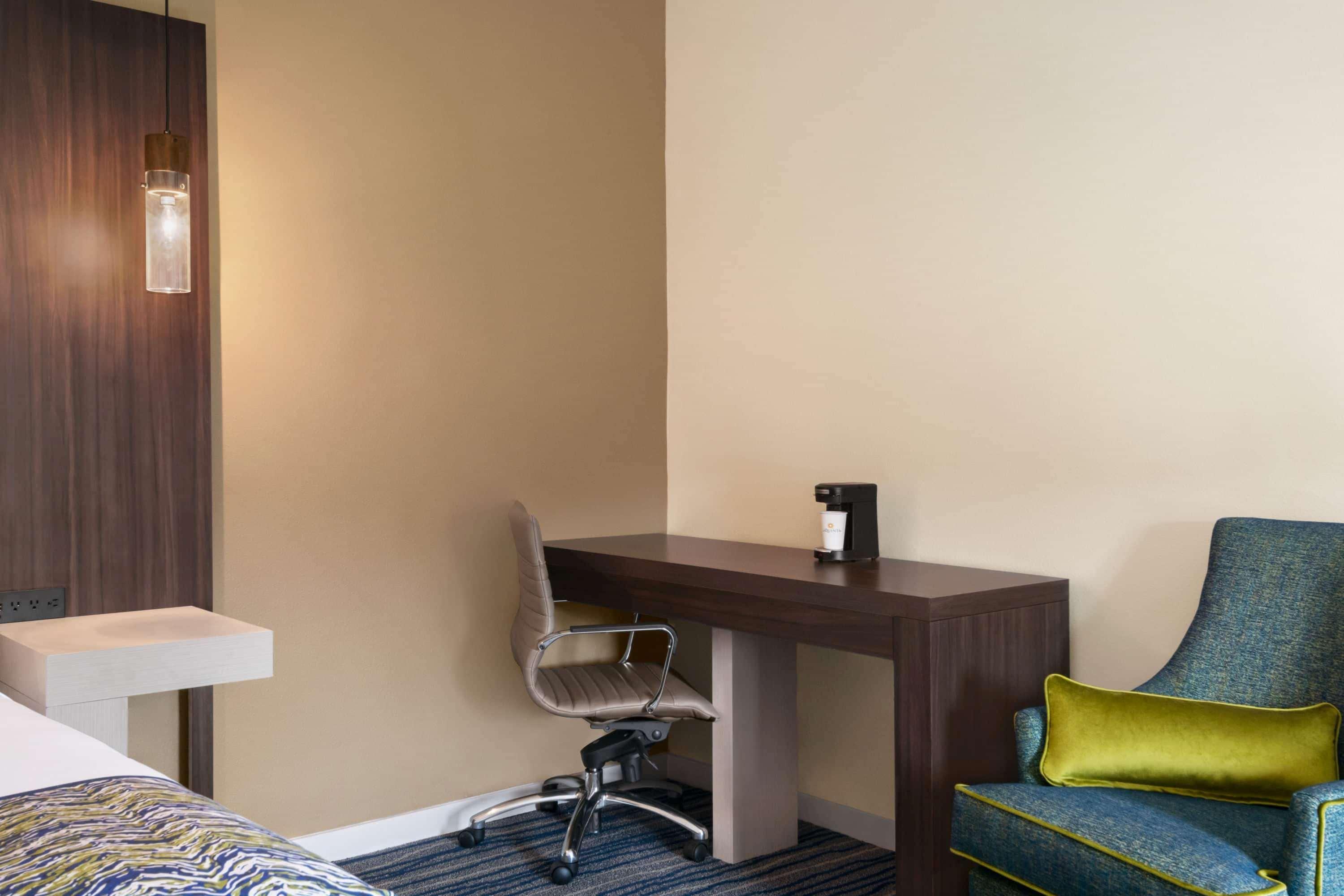 La Quinta Inn & Suites By Wyndham Orlando I-Drive Theme Parks Williamsburg Zewnętrze zdjęcie
