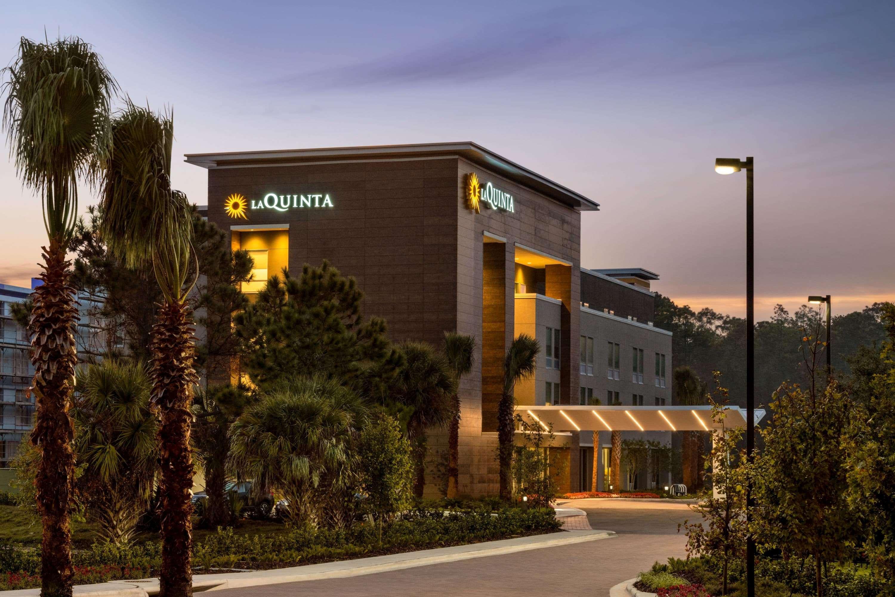 La Quinta Inn & Suites By Wyndham Orlando I-Drive Theme Parks Williamsburg Zewnętrze zdjęcie